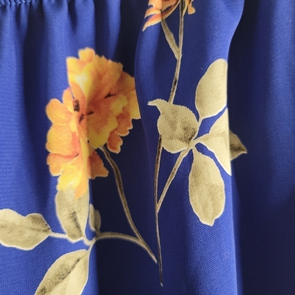 Olive Tree-Off-the-shoulder Cropped-M - Picture 4 of 8